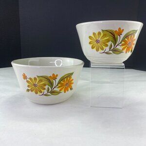 Vintage Capri Serve N Store Stoneware Set of 2 Nesting Bowls